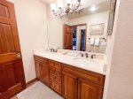 Mammoth Lakes Vacation Rental Sunrise 29- Remodled Downstairs Bathroom has Double Sinks and Spacious Countertops